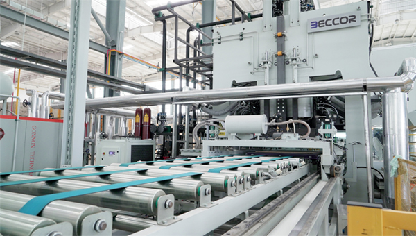 خط پرس چرخه کوتاه بالا